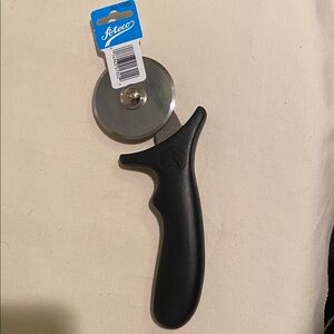 🍕Ateco 2.5 Inch Bakers Pastry Wheel #1322 stainless blade, Pizza Cutter